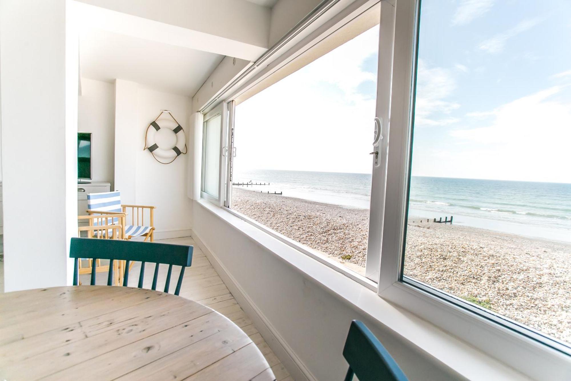 Hightide - Bracklesham Bay Apartment Chichester Exterior photo